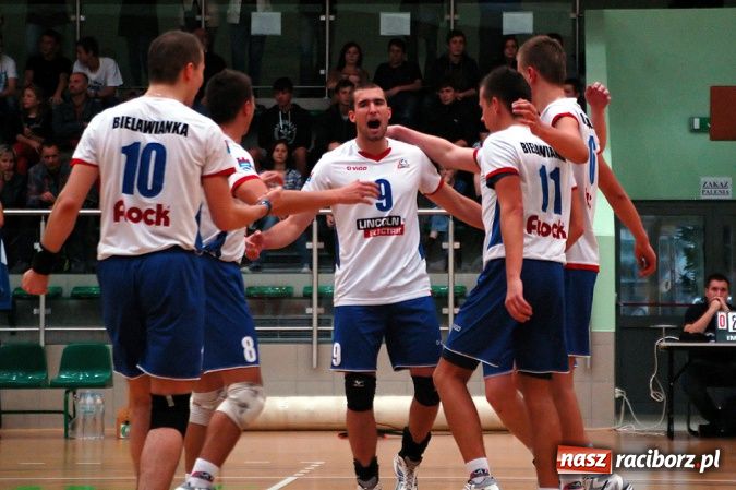 Zdjęcie w galerii na portalu naszraciborz.pl: Pewna wygrana AZS Rafako z Bielawianką wiadomości z regionu