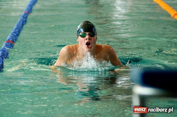Zdjęcie w galerii na portalu naszraciborz.pl: W SMS-ie królowały pływackie sprinty wiadomości z regionu