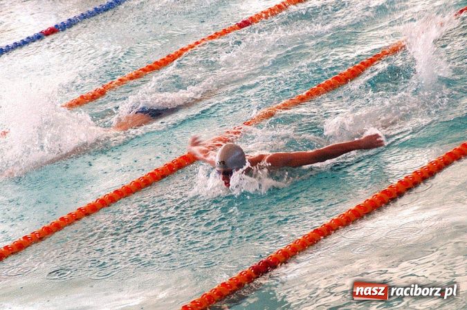 Zdjęcie w galerii na portalu naszraciborz.pl: W SMS-ie królowały pływackie sprinty wiadomości z regionu