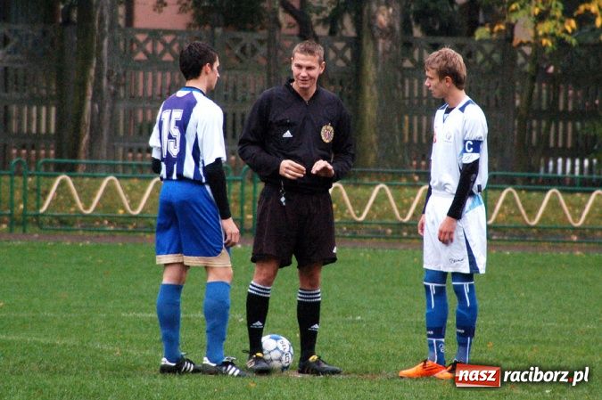 Zdjęcie w galerii na portalu naszraciborz.pl: Deszczowa kanonada Odry wiadomości z regionu