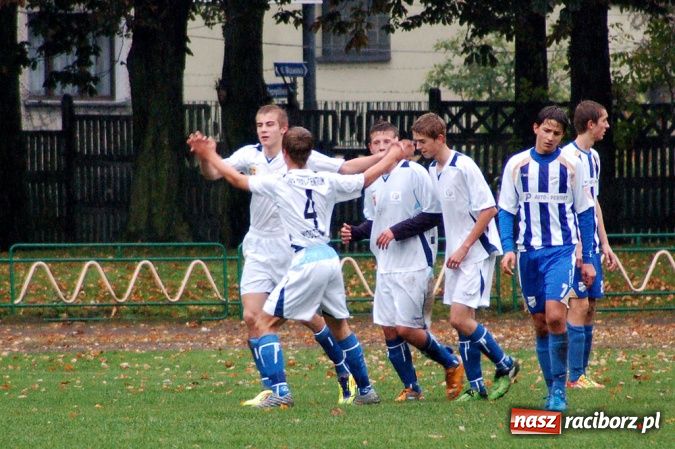 Zdjęcie w galerii na portalu naszraciborz.pl: Deszczowa kanonada Odry wiadomości z regionu