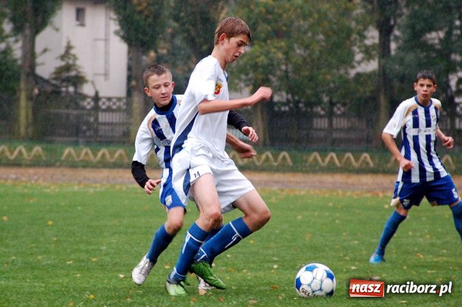 Zdjęcie w galerii na portalu naszraciborz.pl: Deszczowa kanonada Odry wiadomości z regionu
