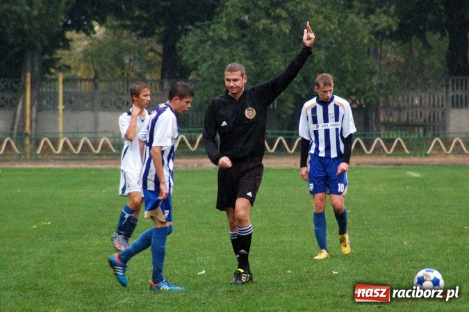 Zdjęcie w galerii na portalu naszraciborz.pl: Deszczowa kanonada Odry wiadomości z regionu