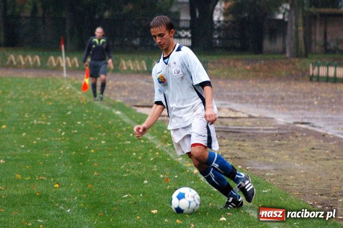 Zdjęcie w galerii na portalu naszraciborz.pl: Deszczowa kanonada Odry wiadomości z regionu
