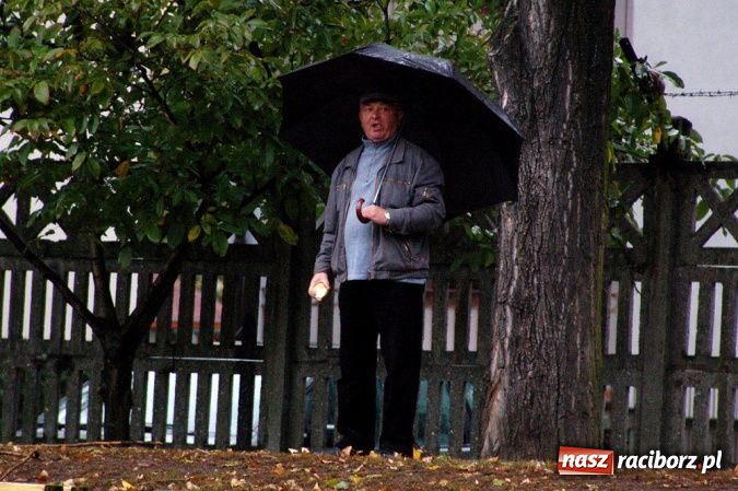 Zdjęcie w galerii na portalu naszraciborz.pl: Deszczowa kanonada Odry wiadomości z regionu