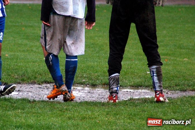 Zdjęcie w galerii na portalu naszraciborz.pl: Deszczowa kanonada Odry wiadomości z regionu