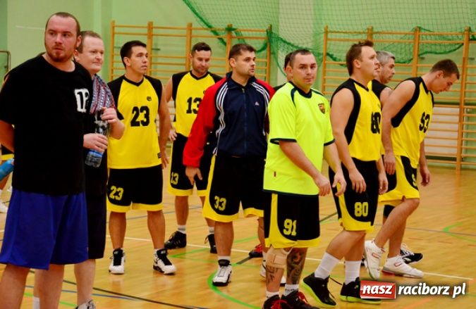 Zdjęcie w galerii na portalu naszraciborz.pl: Inauguracja sezonu Brooklyn Basket Ligi wiadomości z regionu