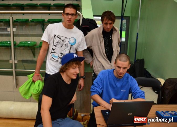 Zdjęcie w galerii na portalu naszraciborz.pl: Inauguracja sezonu Brooklyn Basket Ligi wiadomości z regionu