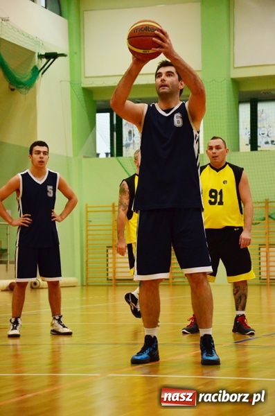 Zdjęcie w galerii na portalu naszraciborz.pl: Inauguracja sezonu Brooklyn Basket Ligi wiadomości z regionu