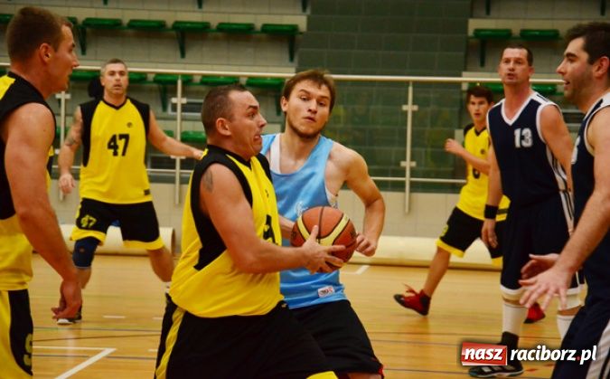 Zdjęcie w galerii na portalu naszraciborz.pl: Inauguracja sezonu Brooklyn Basket Ligi wiadomości z regionu