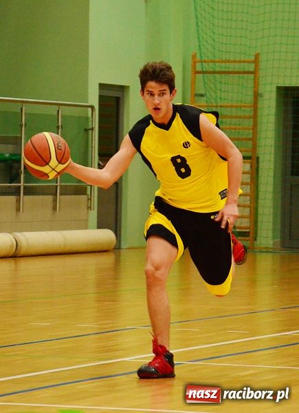 Zdjęcie w galerii na portalu naszraciborz.pl: Inauguracja sezonu Brooklyn Basket Ligi wiadomości z regionu