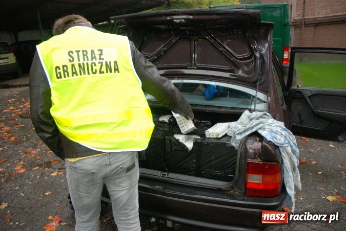 Zdjęcie w galerii na portalu naszraciborz.pl: Komunikat prasowy Śląskiego Oddziału Straży Granicznej w Raciborzu wiadomości z regionu