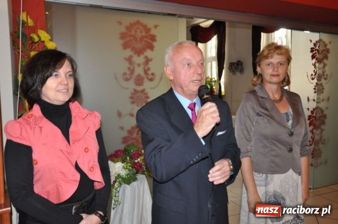 Zdjęcie w galerii na portalu naszraciborz.pl: Nauczyciele seniorzy z Związku Nauczycielstwa Polskiego świętują w Raciborskiej wiadomości z regionu