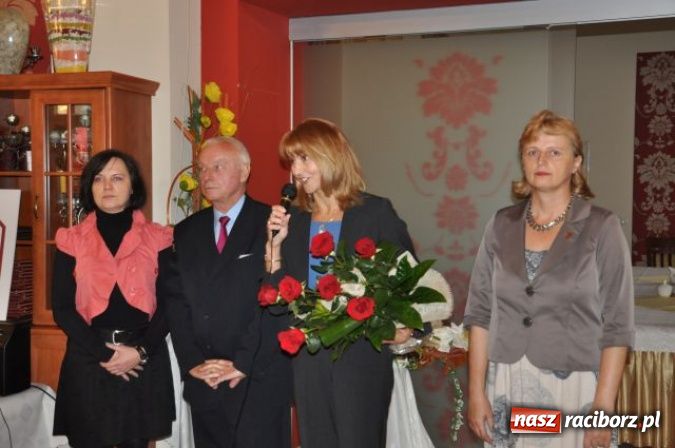 Zdjęcie w galerii na portalu naszraciborz.pl: Nauczyciele seniorzy z Związku Nauczycielstwa Polskiego świętują w Raciborskiej wiadomości z regionu