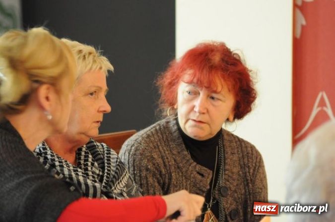 Zdjęcie w galerii na portalu naszraciborz.pl: Nauczyciele seniorzy z Związku Nauczycielstwa Polskiego świętują w Raciborskiej wiadomości z regionu