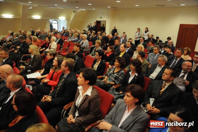 Zdjęcie w galerii na portalu naszraciborz.pl: 65. urodziny Mechanika na zamku. Na wesoło! wiadomości z regionu