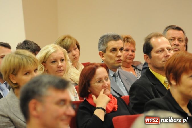 Zdjęcie w galerii na portalu naszraciborz.pl: 65. urodziny Mechanika na zamku. Na wesoło! wiadomości z regionu