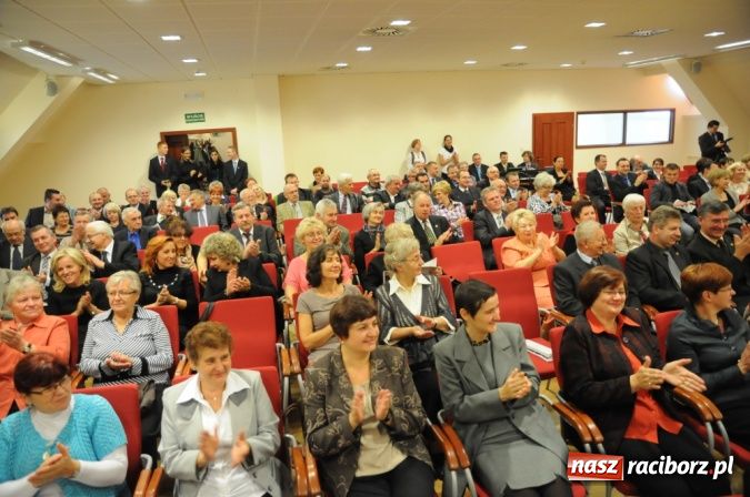 Zdjęcie w galerii na portalu naszraciborz.pl: 65. urodziny Mechanika na zamku. Na wesoło! wiadomości z regionu