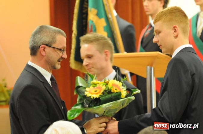 Zdjęcie w galerii na portalu naszraciborz.pl: 65. urodziny Mechanika na zamku. Na wesoło! wiadomości z regionu