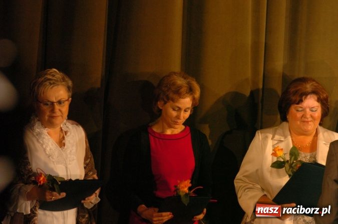 Zdjęcie w galerii na portalu naszraciborz.pl: Miejskie obchody Dnia Edukacji Narodowej w RCK-u wiadomości z regionu