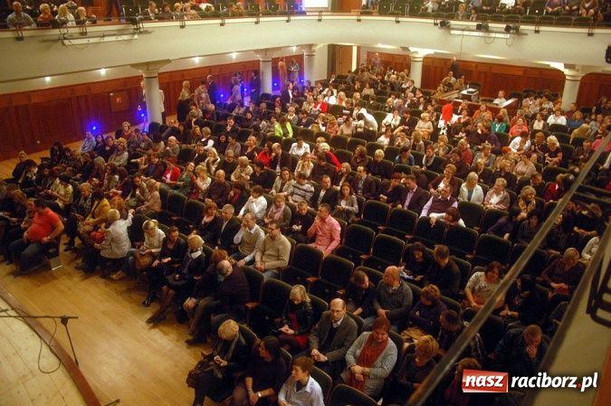 Zdjęcie w galerii na portalu naszraciborz.pl: Raciborska premiera wyprzedziła warszawską! wiadomości z regionu