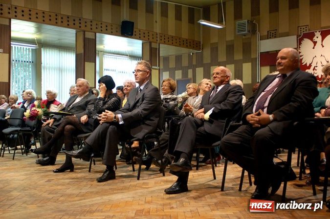 Zdjęcie w galerii na portalu naszraciborz.pl: Gaudeamus igitur na Uniwersytecie III Wieku wiadomości z regionu