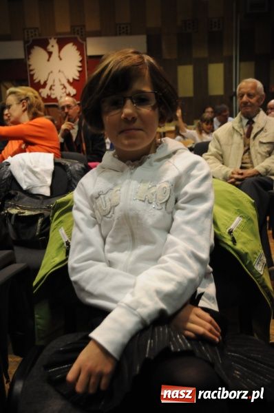 Zdjęcie w galerii na portalu naszraciborz.pl: Najmłodsi studenci rozpoczęli kształcenie wiadomości z regionu