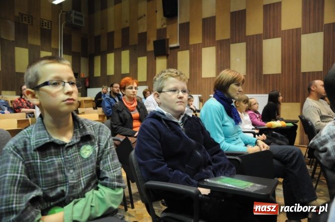 Zdjęcie w galerii na portalu naszraciborz.pl: Najmłodsi studenci rozpoczęli kształcenie wiadomości z regionu