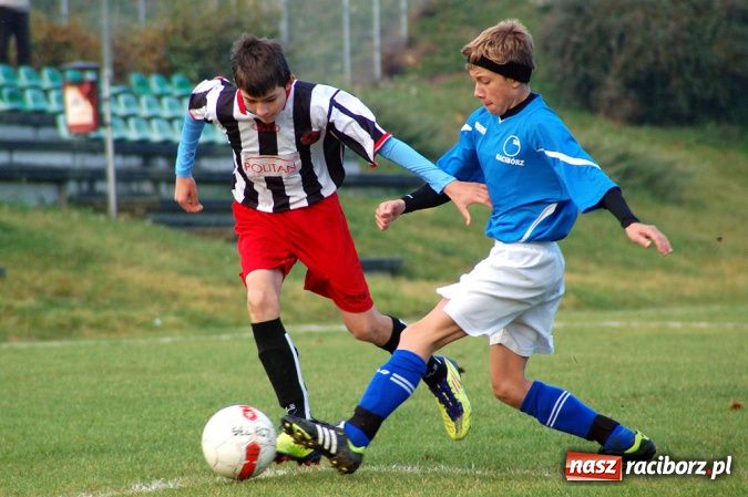 Zdjęcie w galerii na portalu naszraciborz.pl: Unia przegrała z Naprzodem wiadomości z regionu