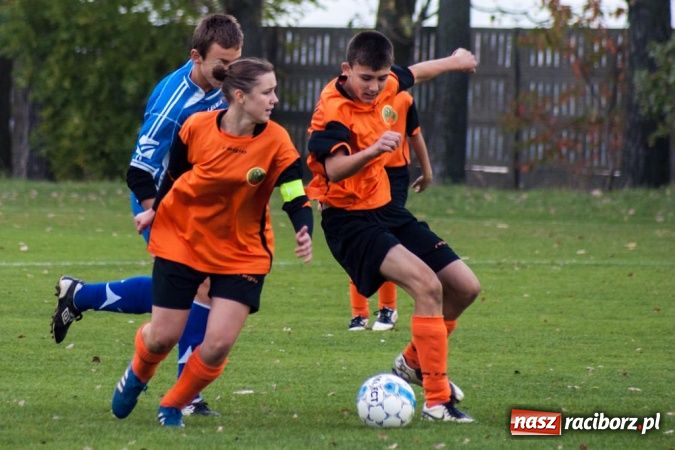 Zdjęcie w galerii na portalu naszraciborz.pl: Gosław Jedłownik rozbił trampkarzy Owsiszcz wiadomości z regionu