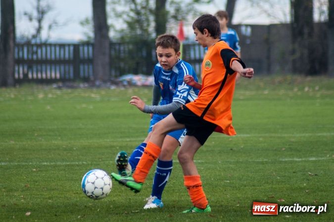 Zdjęcie w galerii na portalu naszraciborz.pl: Gosław Jedłownik rozbił trampkarzy Owsiszcz wiadomości z regionu