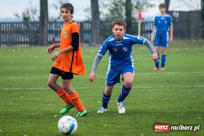 Zdjęcie w galerii na portalu naszraciborz.pl: Gosław Jedłownik rozbił trampkarzy Owsiszcz wiadomości z regionu