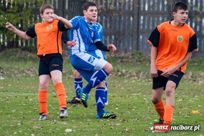 Zdjęcie w galerii na portalu naszraciborz.pl: Gosław Jedłownik rozbił trampkarzy Owsiszcz wiadomości z regionu