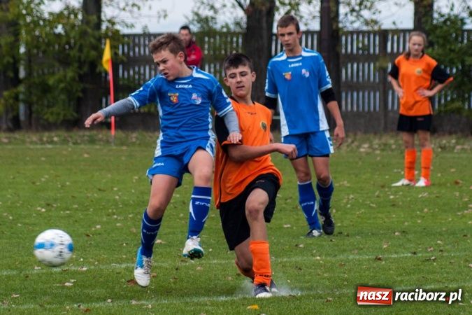 Zdjęcie w galerii na portalu naszraciborz.pl: Gosław Jedłownik rozbił trampkarzy Owsiszcz wiadomości z regionu