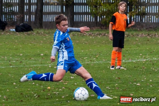 Zdjęcie w galerii na portalu naszraciborz.pl: Gosław Jedłownik rozbił trampkarzy Owsiszcz wiadomości z regionu