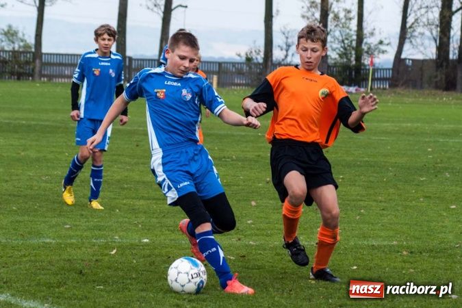 Zdjęcie w galerii na portalu naszraciborz.pl: Gosław Jedłownik rozbił trampkarzy Owsiszcz wiadomości z regionu