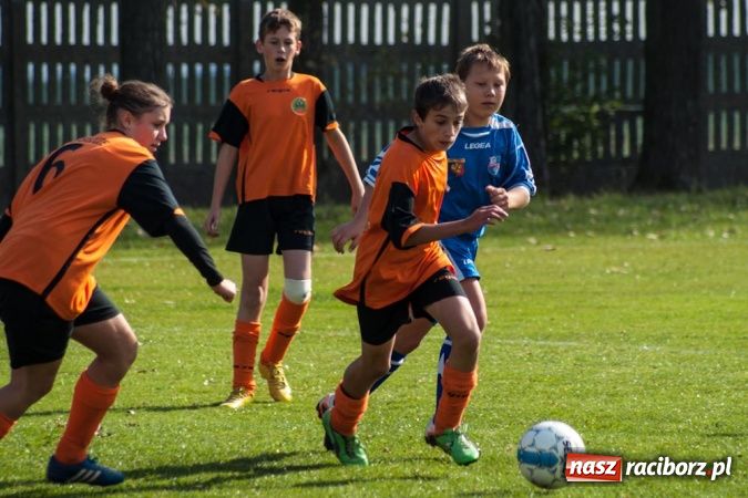 Zdjęcie w galerii na portalu naszraciborz.pl: Gosław Jedłownik rozbił trampkarzy Owsiszcz wiadomości z regionu