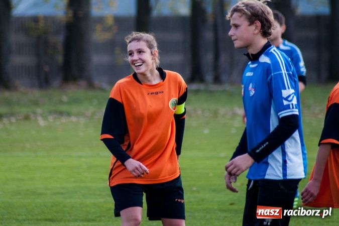 Zdjęcie w galerii na portalu naszraciborz.pl: Gosław Jedłownik rozbił trampkarzy Owsiszcz wiadomości z regionu