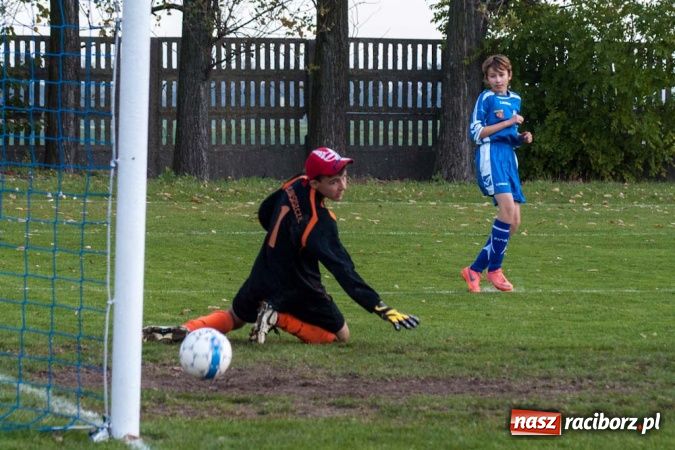 Zdjęcie w galerii na portalu naszraciborz.pl: Gosław Jedłownik rozbił trampkarzy Owsiszcz wiadomości z regionu