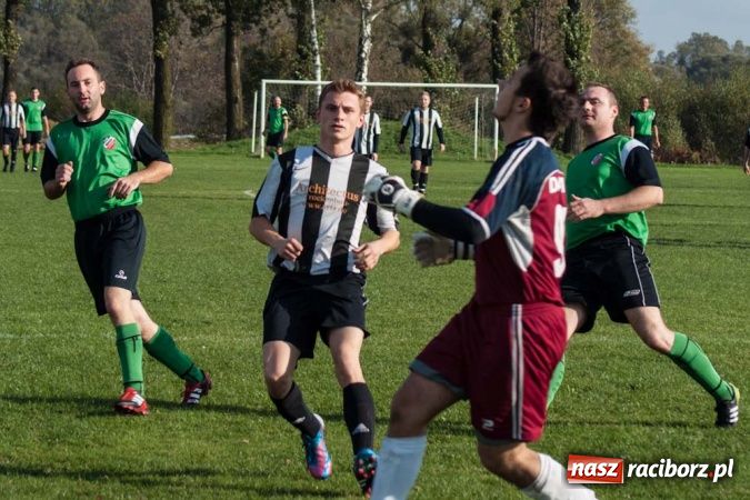 Zdjęcie w galerii na portalu naszraciborz.pl: Piłkarskie derby gminy Krzyżanowice wiadomości z regionu