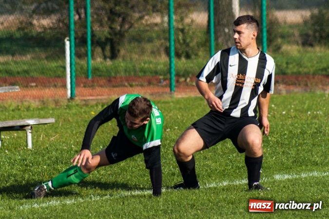 Zdjęcie w galerii na portalu naszraciborz.pl: Piłkarskie derby gminy Krzyżanowice wiadomości z regionu