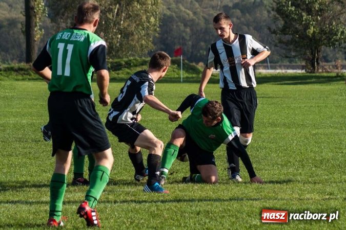 Zdjęcie w galerii na portalu naszraciborz.pl: Piłkarskie derby gminy Krzyżanowice wiadomości z regionu