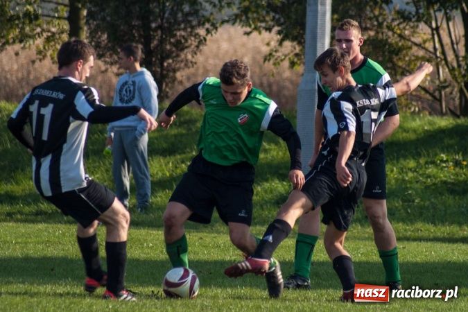 Zdjęcie w galerii na portalu naszraciborz.pl: Piłkarskie derby gminy Krzyżanowice wiadomości z regionu