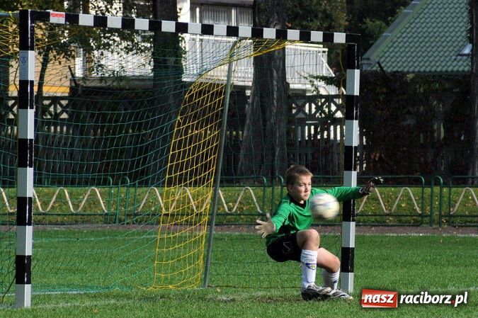 Zdjęcie w galerii na portalu naszraciborz.pl: Unia wygrywa derby Raciborza wiadomości z regionu