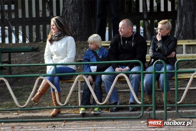 Zdjęcie w galerii na portalu naszraciborz.pl: Unia wygrywa derby Raciborza wiadomości z regionu