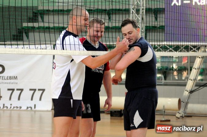 Zdjęcie w galerii na portalu naszraciborz.pl: Siatkarze świętowali 15-lecie amatorskiej ligi wiadomości z regionu