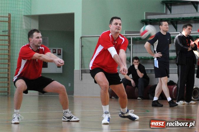 Zdjęcie w galerii na portalu naszraciborz.pl: Siatkarze świętowali 15-lecie amatorskiej ligi wiadomości z regionu