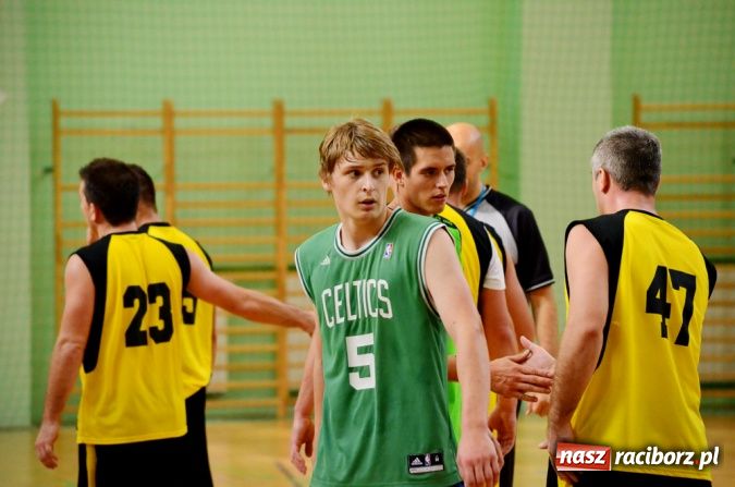 Zdjęcie w galerii na portalu naszraciborz.pl: ALK - Dywyta na górze tabeli wiadomości z regionu