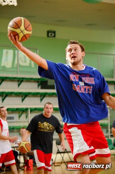 Zdjęcie w galerii na portalu naszraciborz.pl: ALK - Dywyta na górze tabeli wiadomości z regionu