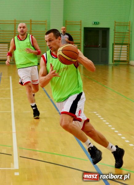 Zdjęcie w galerii na portalu naszraciborz.pl: ALK - Dywyta na górze tabeli wiadomości z regionu